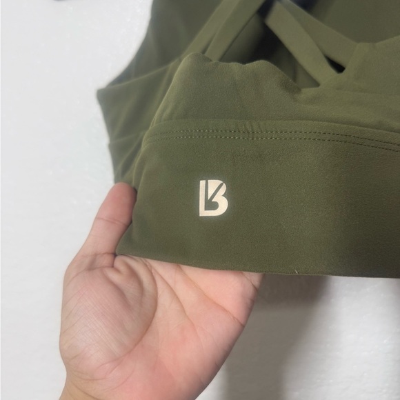 NWOT BuffBunny Rosa Sports Bra Size XS - Picture 6 of 7